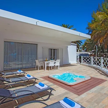 Villa Playa Chica By Buenavilla Puerto del Carmen (Lanzarote)